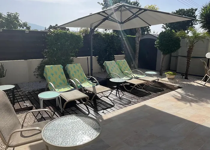 Tala View Villa *